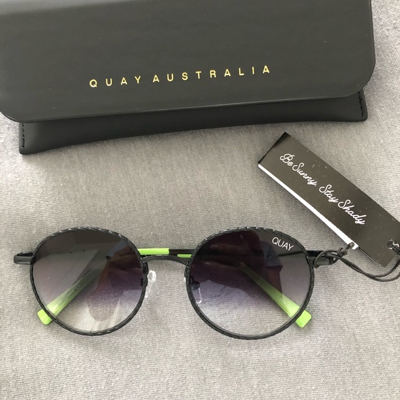 Brand new Quay Australia sunglasses with case - Picture 7 of 11